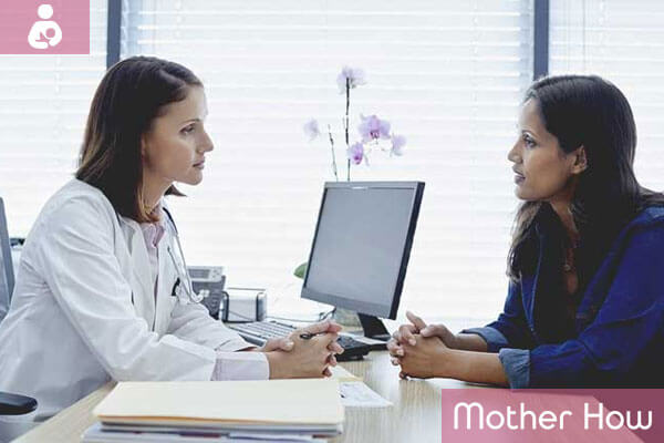 Female-doctor-appointment-with-patient