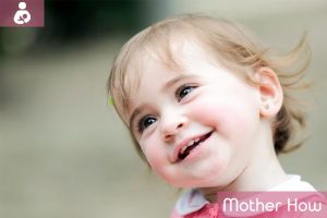 Baby-having-Teeth